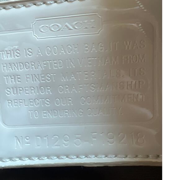 Coach Vintage Y2K Tan White Signature Jacquard Canvas Leather Stripe Demi Purse - Picture 10 of 10